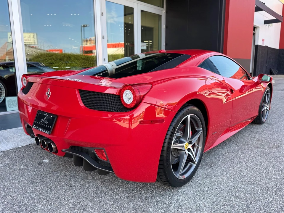 2015 Ferrari 458 - Image 4 of 31