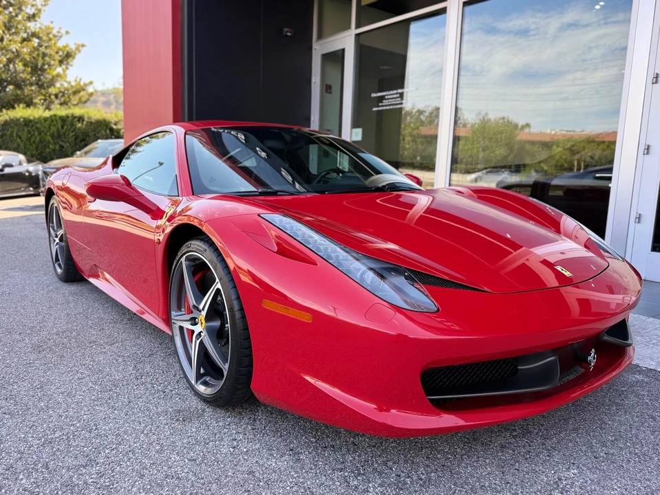 2015 Ferrari 458 - Image 2 of 31