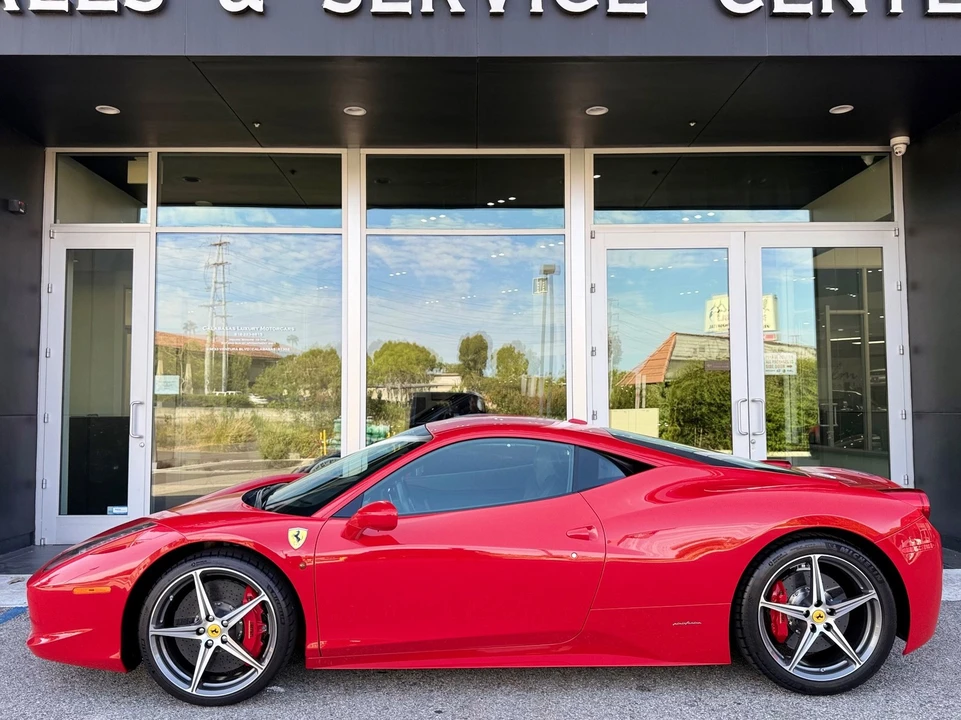 2015 Ferrari 458 - Image 12 of 31