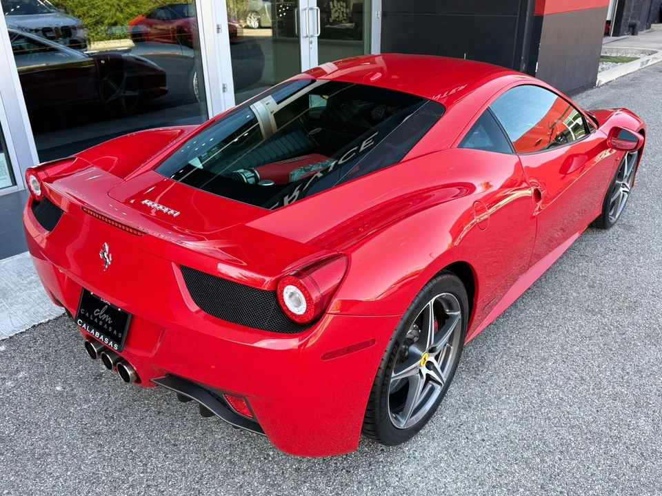 2015 Ferrari 458 - Image 5 of 31