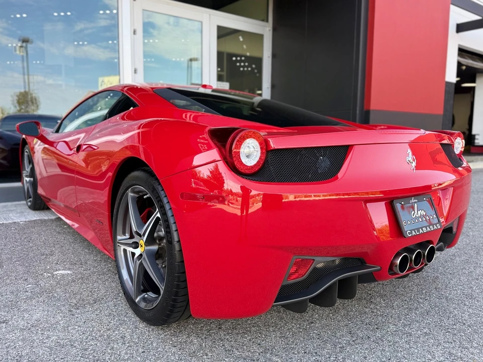 2015 Ferrari 458 - Image 19 of 31