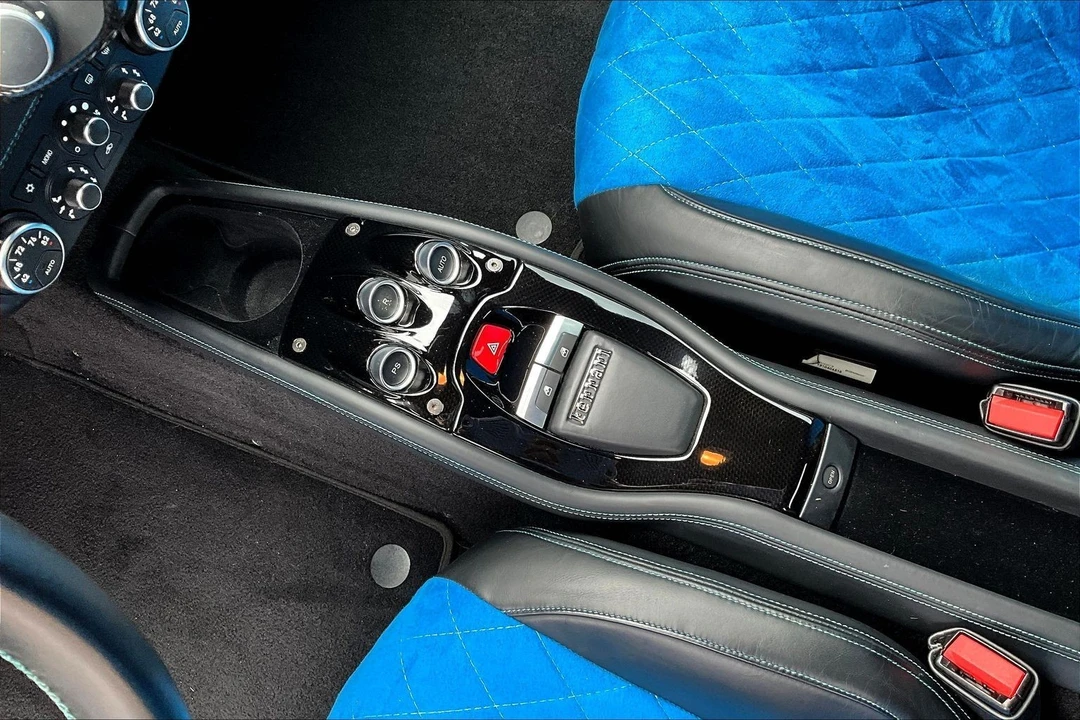 2015 Ferrari 458 - Image 22 of 31