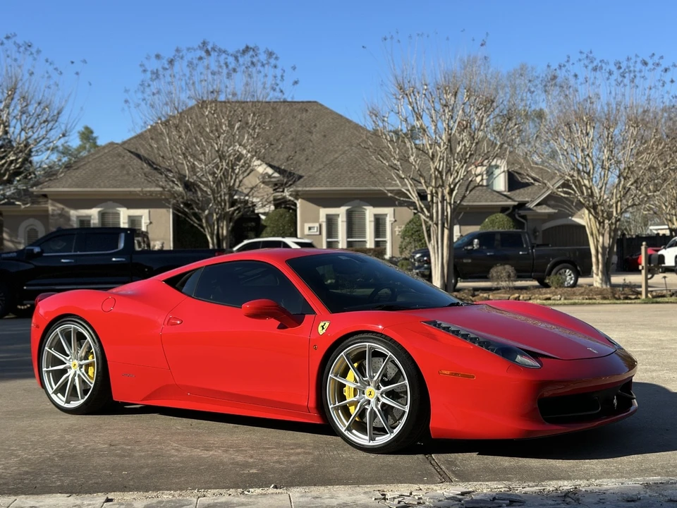 2015 Ferrari 458 Italia - Image 10 of 21
