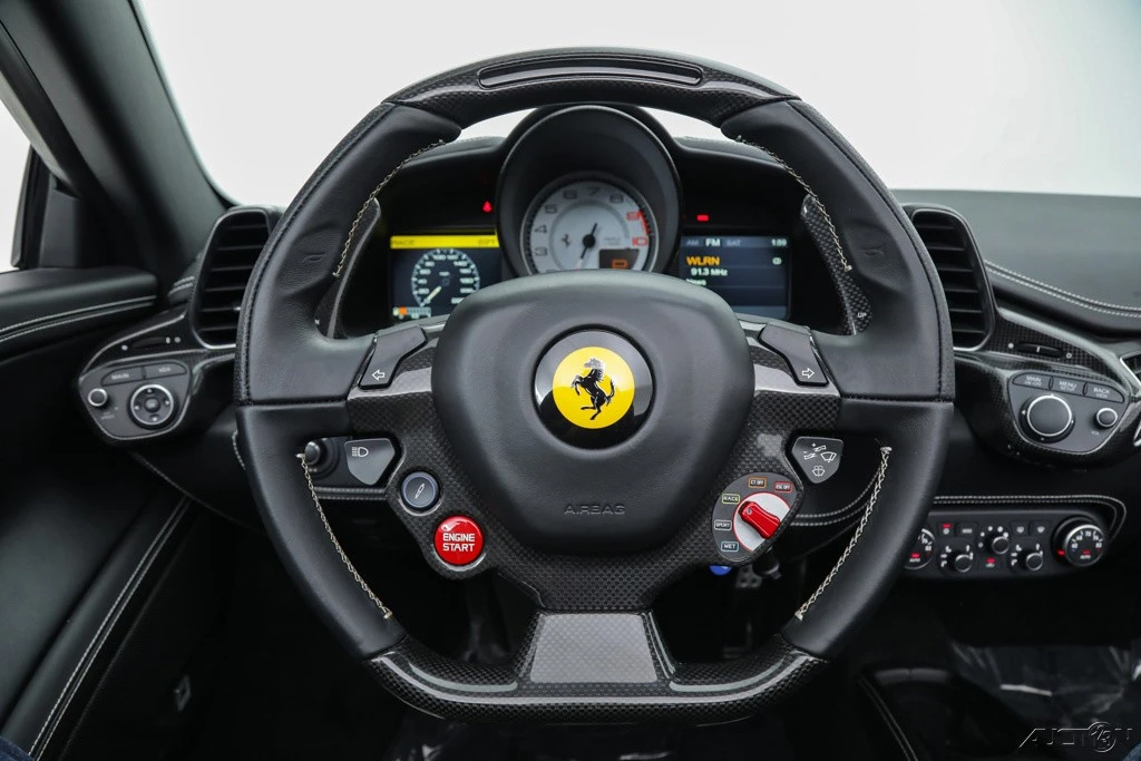 2015 Ferrari 458 Italia - Image 5 of 21