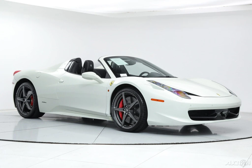 2015 Ferrari 458 Italia - Image 18 of 21