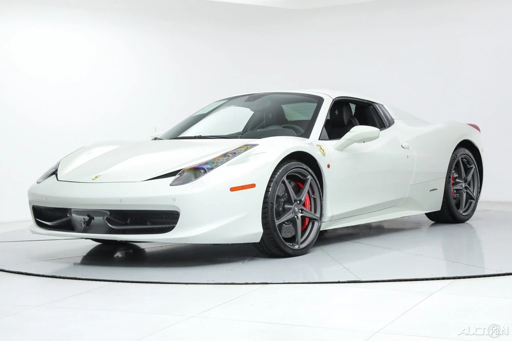 2015 Ferrari 458 Italia - Image 7 of 21