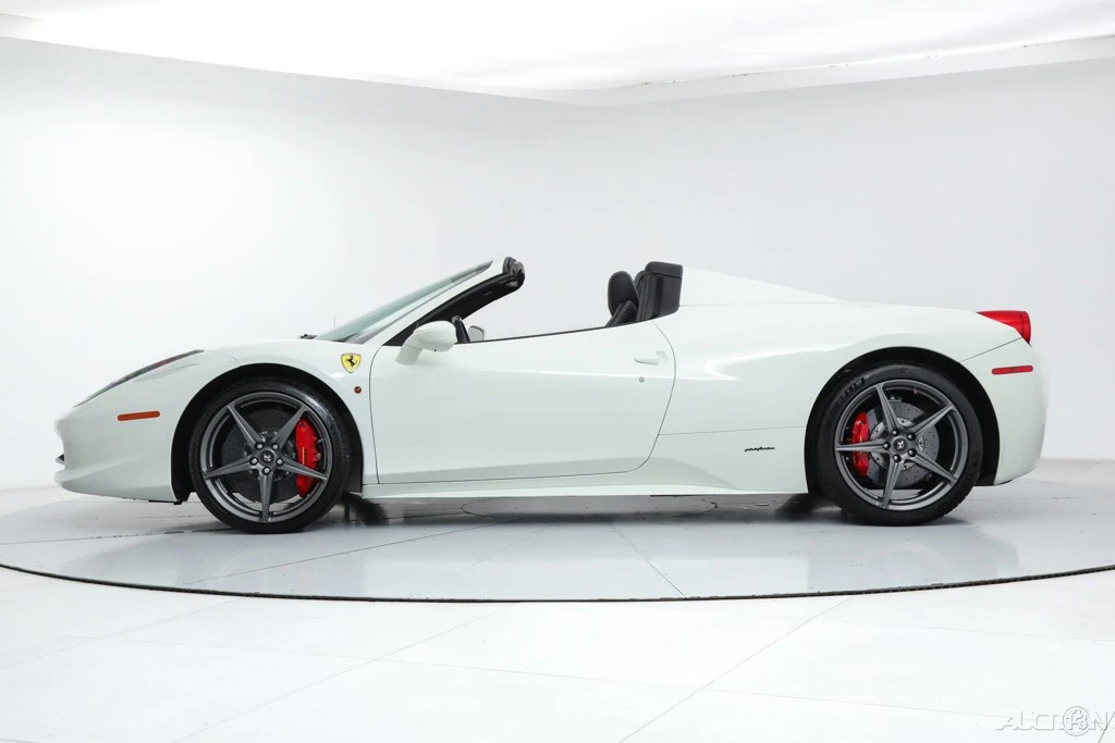 2015 Ferrari 458 Italia - Image 4 of 21