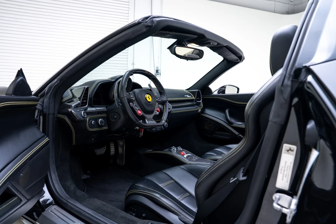 2015 Ferrari 458 Italia - Image 2 of 12