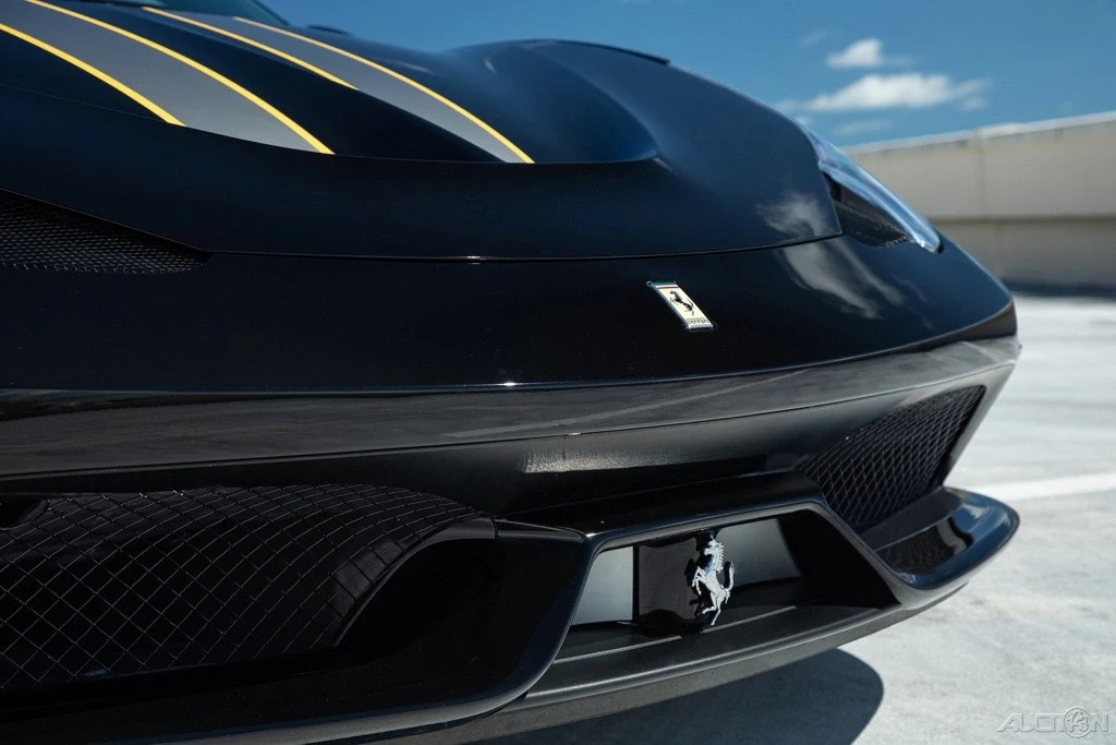 2015 Ferrari 458 Italia - Image 11 of 21