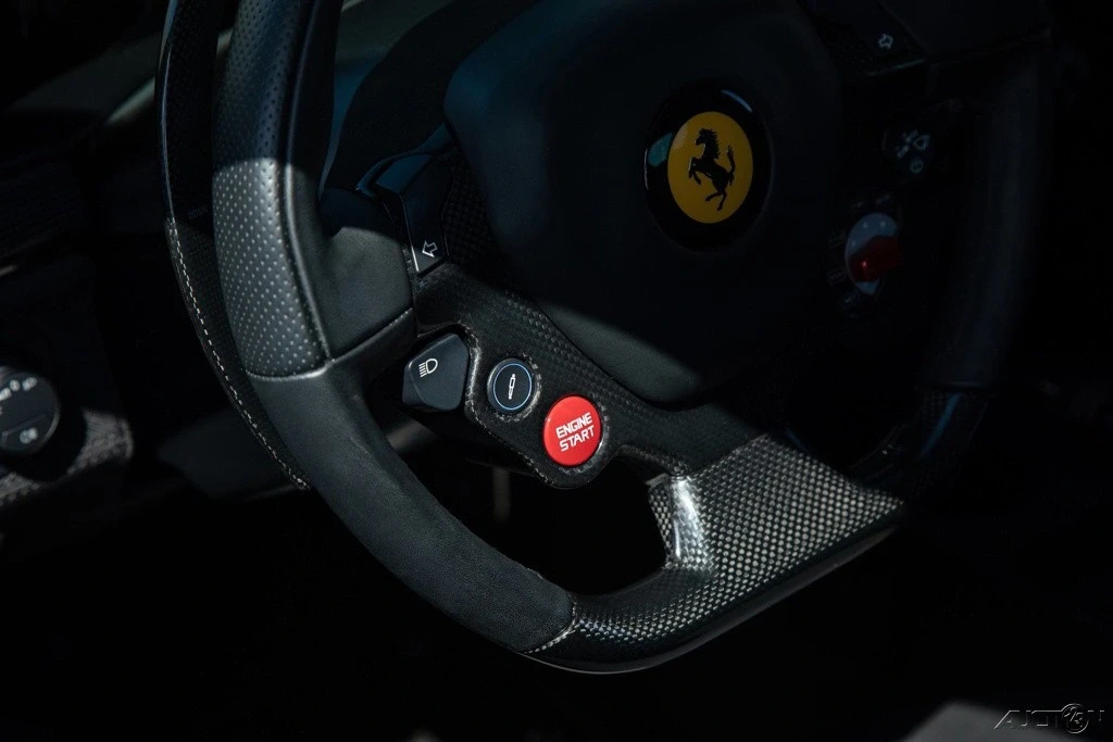 2015 Ferrari 458 Italia - Image 14 of 21
