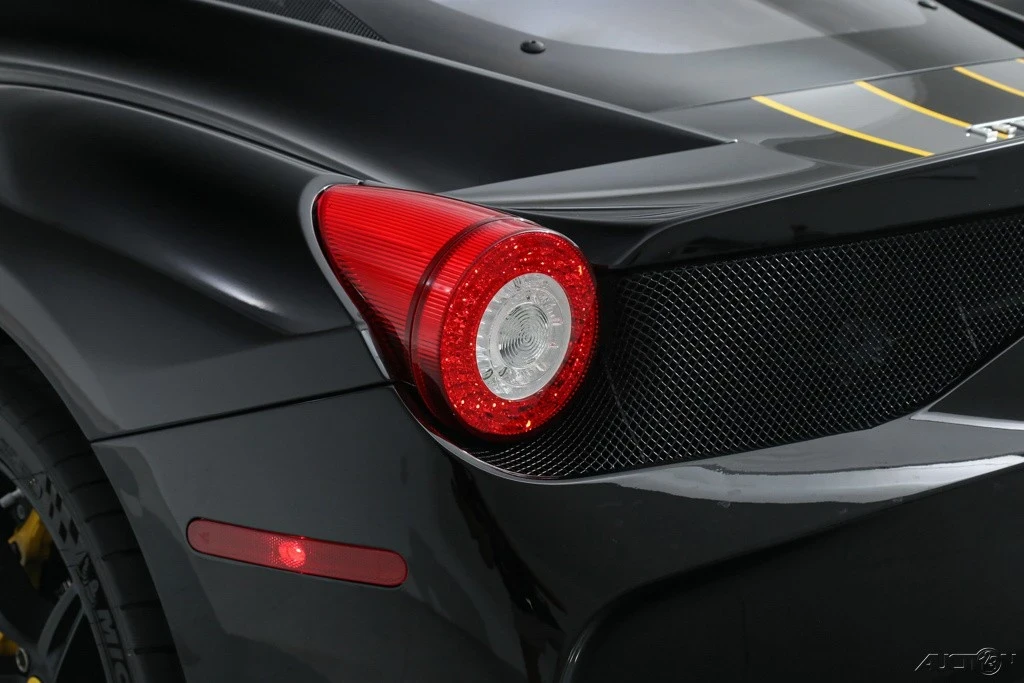 2015 Ferrari 458 Italia - Image 18 of 21