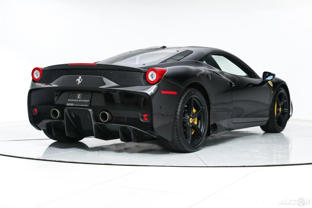 2015 Ferrari 458 Italia - Image 3 of 21