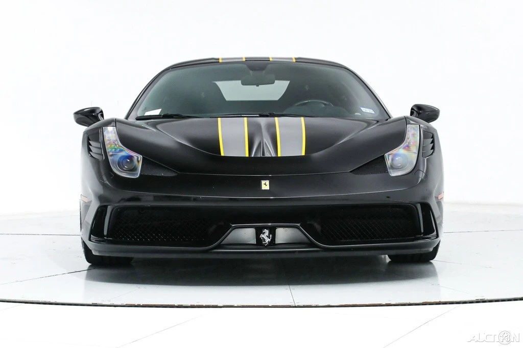2015 Ferrari 458 Italia - Image 11 of 21