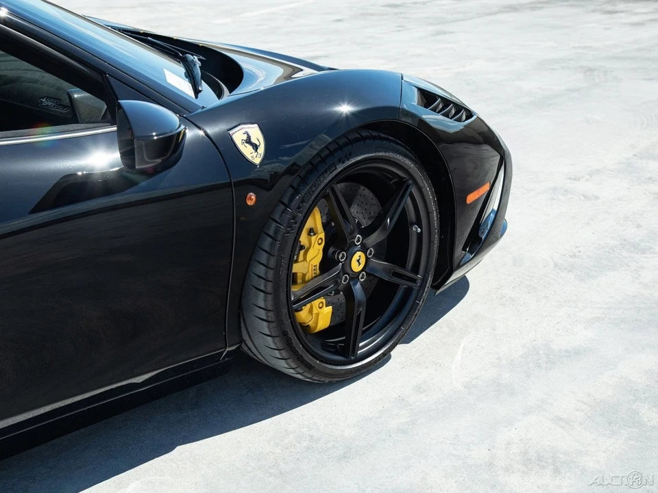 2015 Ferrari 458 Italia - Image 19 of 21