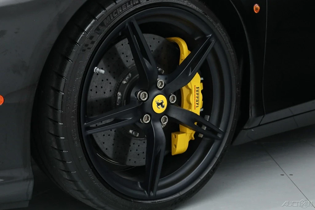 2015 Ferrari 458 Italia - Image 16 of 21