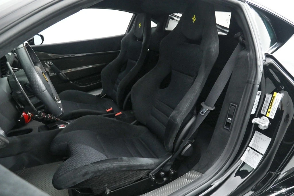 2015 Ferrari 458 Italia - Image 5 of 21