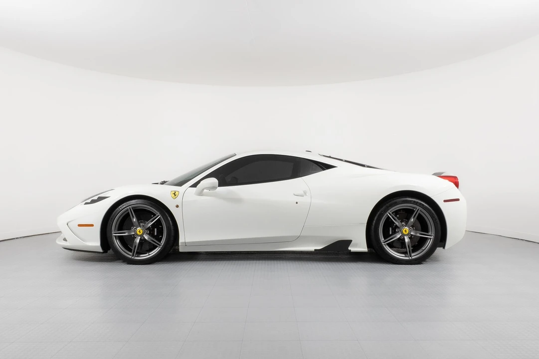 2015 Ferrari 458 Italia - Image 3 of 12