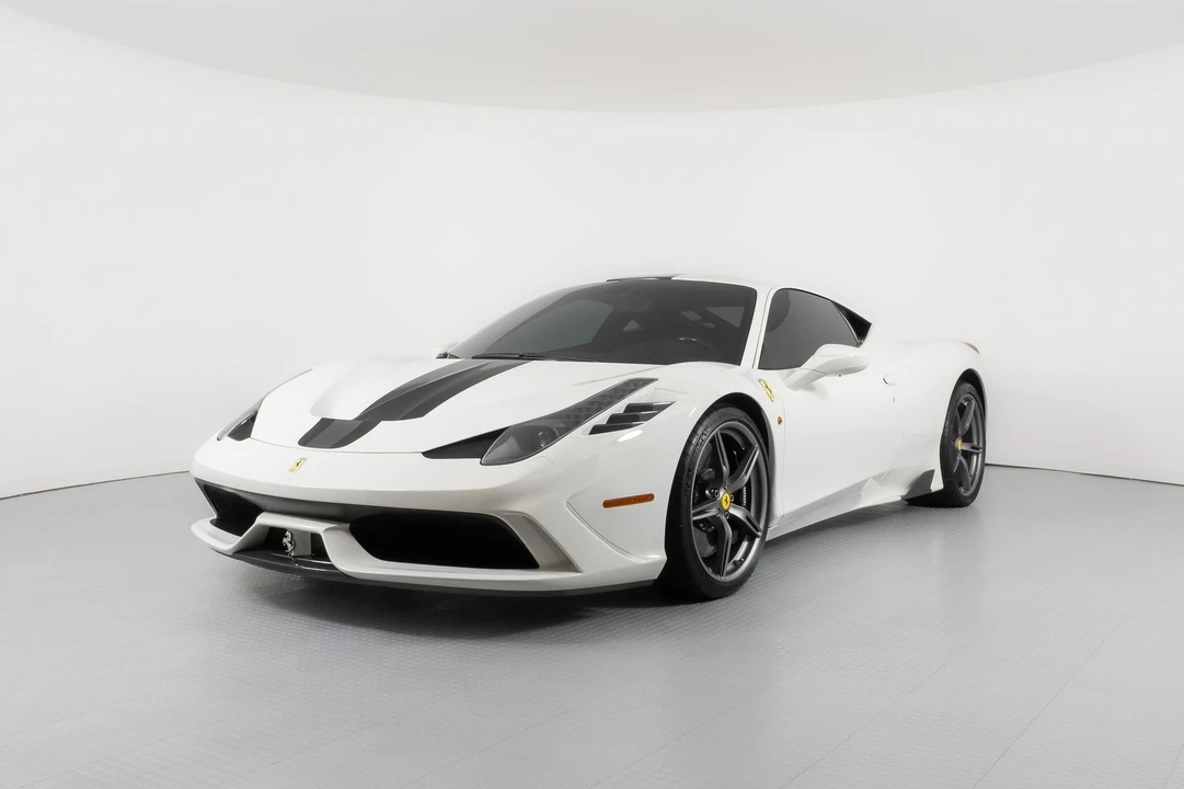 2015 Ferrari 458 Italia - Image 10 of 12