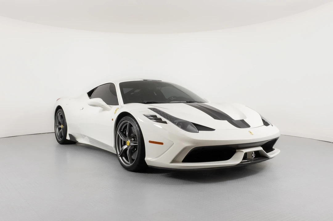 2015 Ferrari 458 Italia - Image 6 of 12