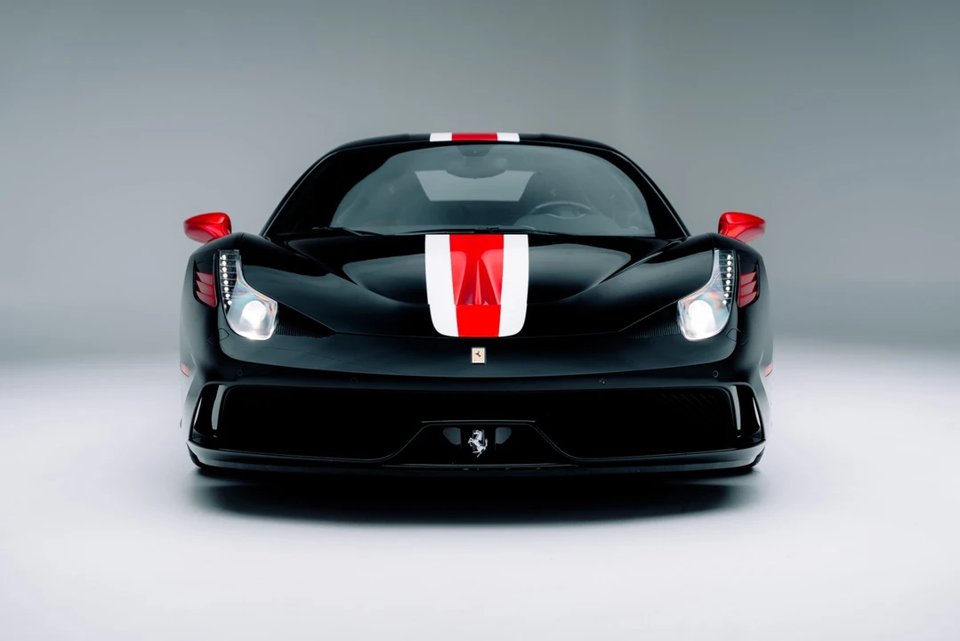 2015 Ferrari 458 Italia - Image 5 of 21