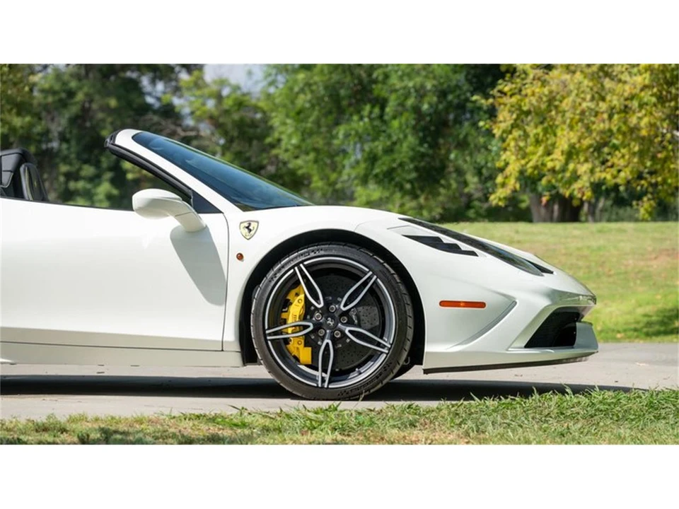 2015 Ferrari 458 - Image 17 of 31