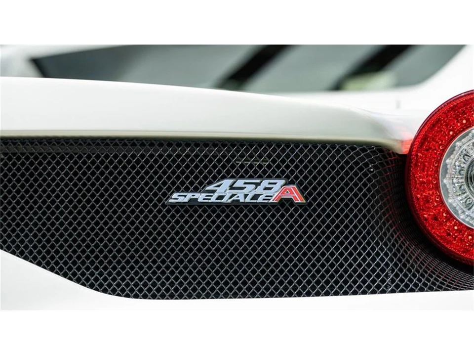 2015 Ferrari 458 - Image 2 of 31