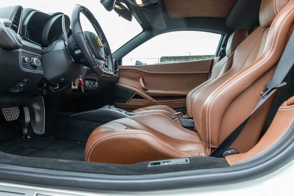 2015 Ferrari 458 Italia - Image 7 of 18