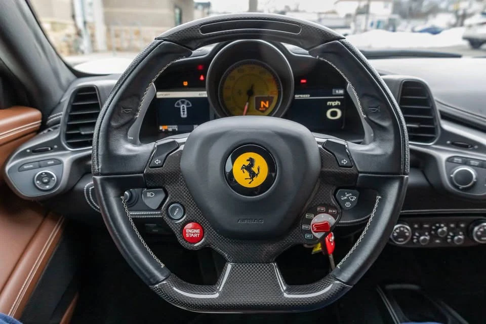 2015 Ferrari 458 Italia - Image 10 of 18