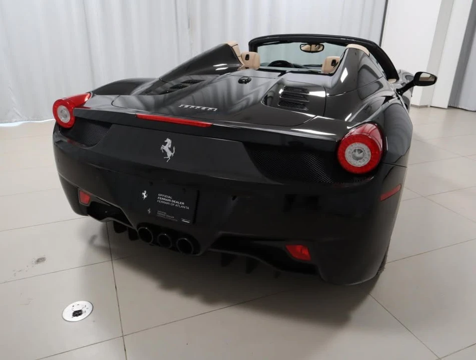 2015 Ferrari 458 Italia - Image 11 of 19