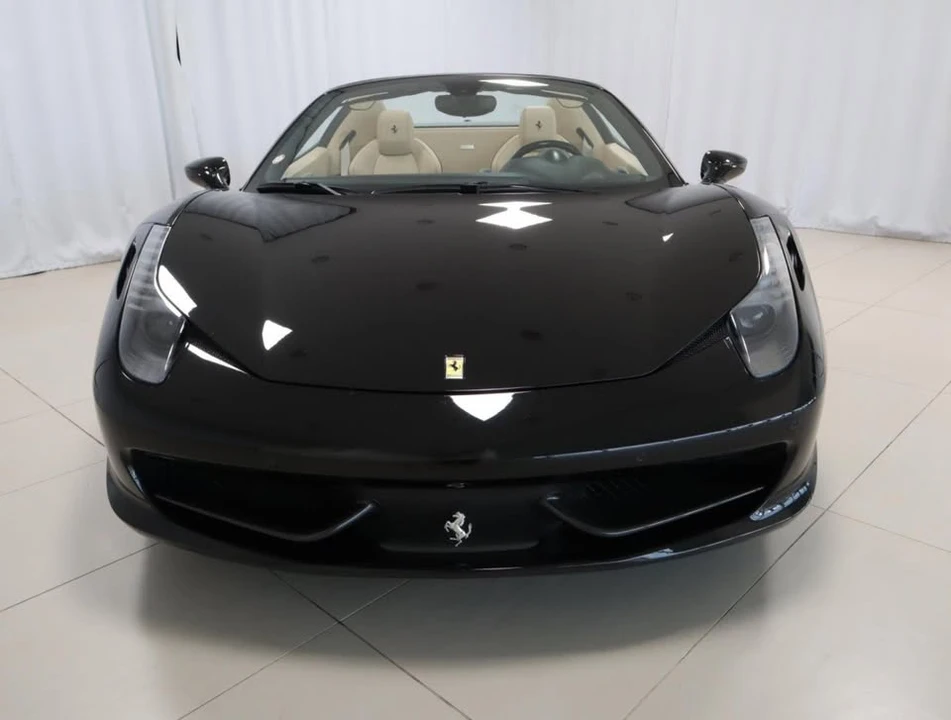 2015 Ferrari 458 Italia - Image 4 of 19