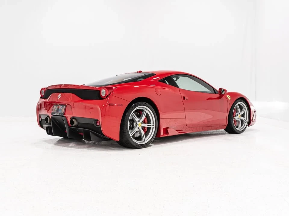 2015 Ferrari 458 Speciale - Image 5 of 19