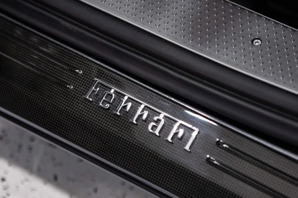 2015 Ferrari 458 Speciale - Image 15 of 20