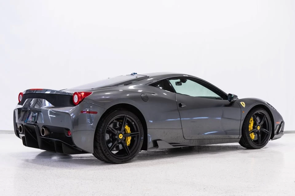 2015 Ferrari 458 Speciale - Image 5 of 20