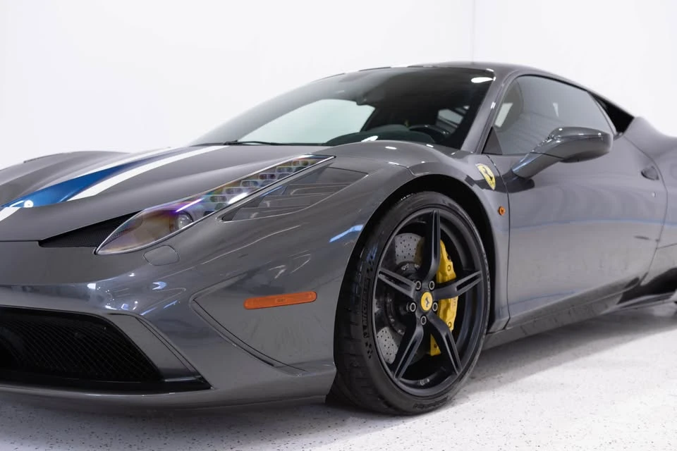 2015 Ferrari 458 Speciale - Image 9 of 20