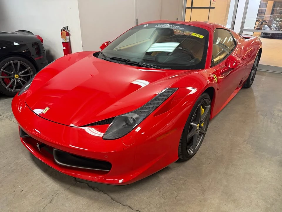 2015 Ferrari 458 Spider - Image 5 of 10