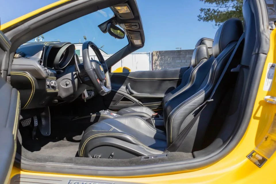 2015 Ferrari 458 Spider - Image 7 of 18