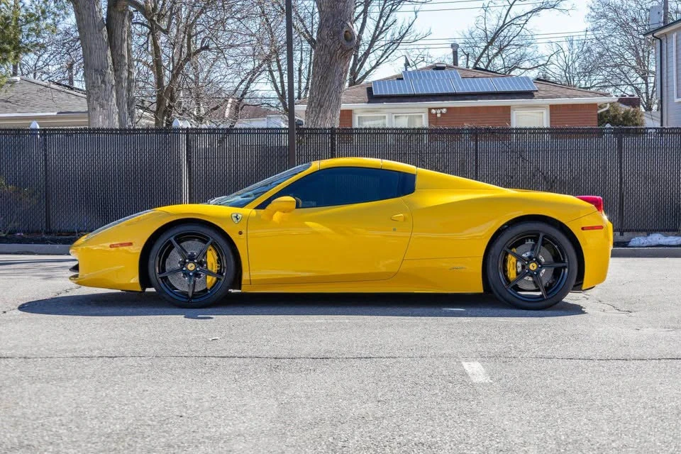 2015 Ferrari 458 Spider - Image 4 of 18