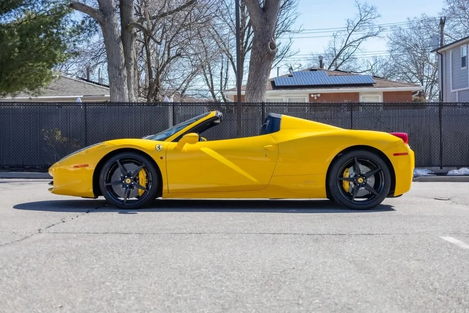 2015 Ferrari 458 Spider - Image 4 of 5