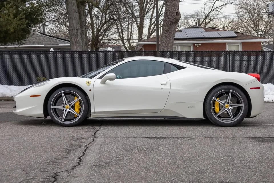 2015 Ferrari 458 Italia - Image 4 of 5