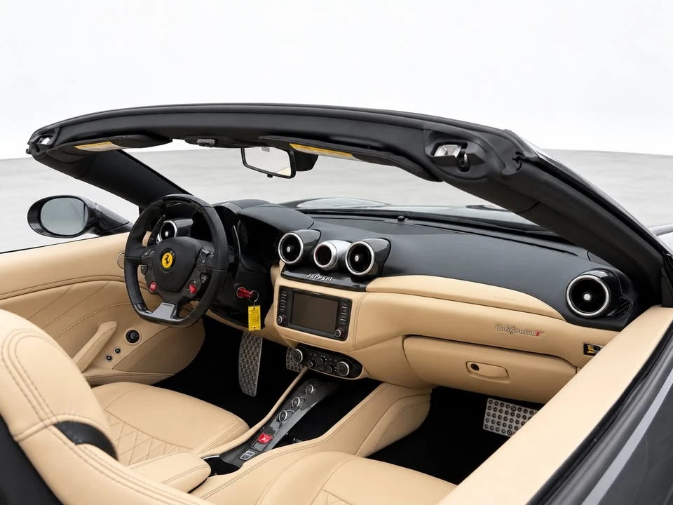 2015 Ferrari California T - Image 17 of 20