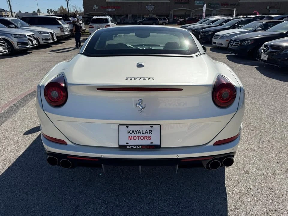2015 Ferrari California T - Image 20 of 20