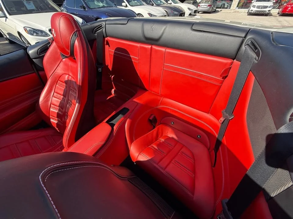 2015 Ferrari California T - Image 15 of 20