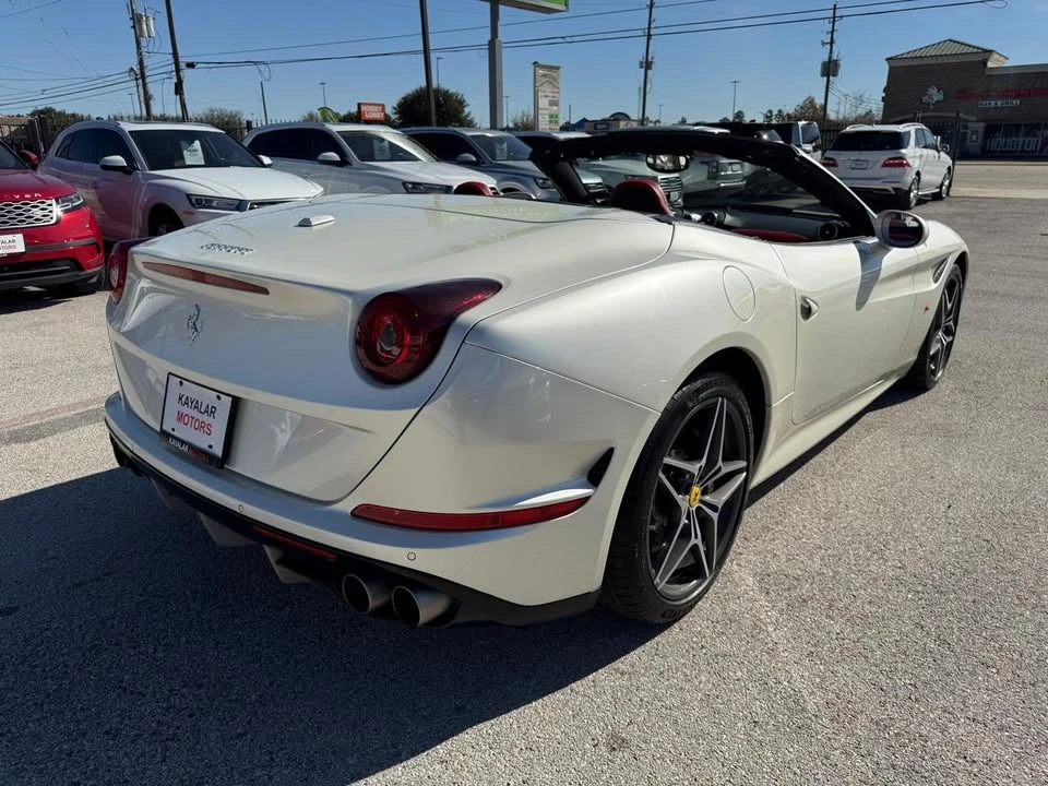 2015 Ferrari California T - Image 7 of 20