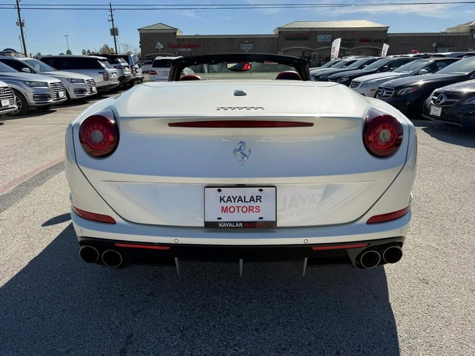 2015 Ferrari California T - Image 6 of 20