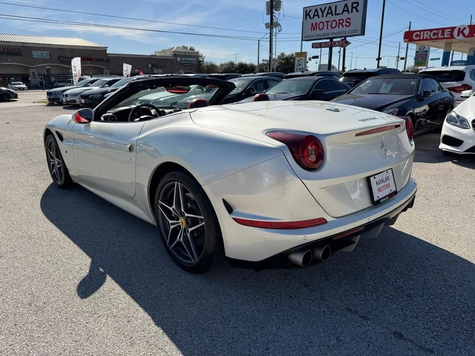 2015 Ferrari California T - Image 5 of 20