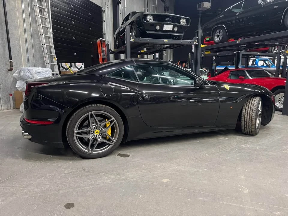 2015 Ferrari California T - Image 2 of 5