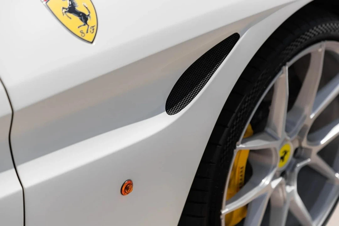 2015 Ferrari California T - Image 27 of 31