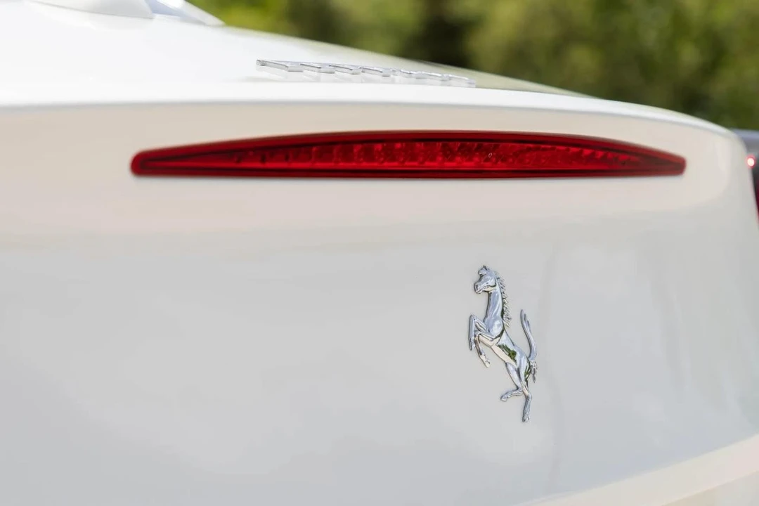 2015 Ferrari California T - Image 22 of 31