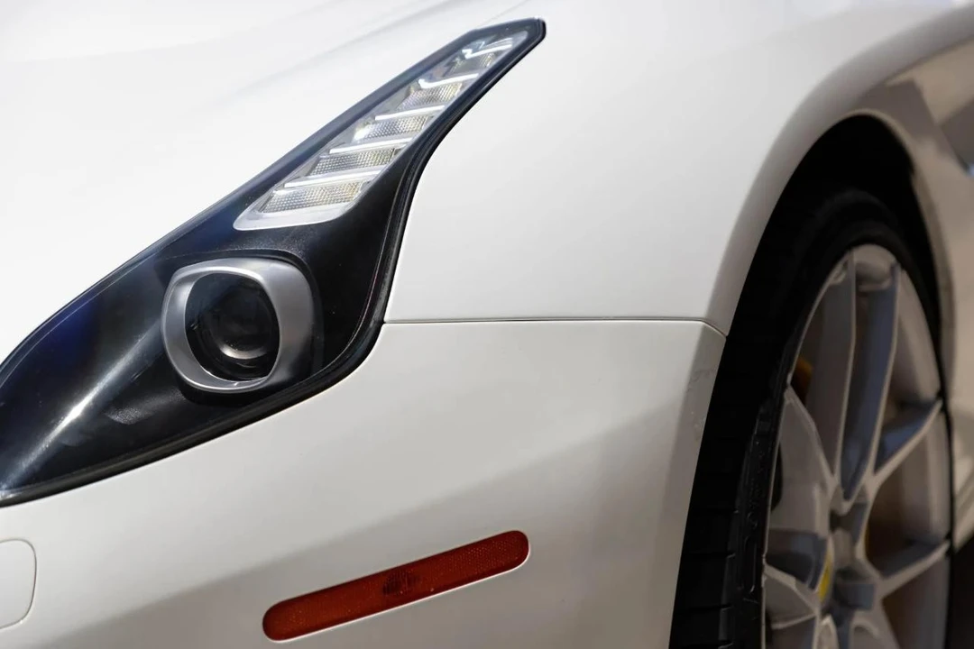 2015 Ferrari California T - Image 17 of 31