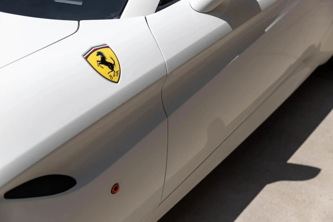 2015 Ferrari California T - Image 16 of 31